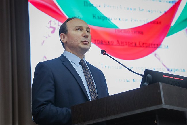 A meeting between the rector and the ambassador of the Republic of Belarus took place at the Kyrgyz-Russian Slavic University