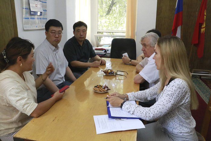A delegation from Kenil University visited KRSU