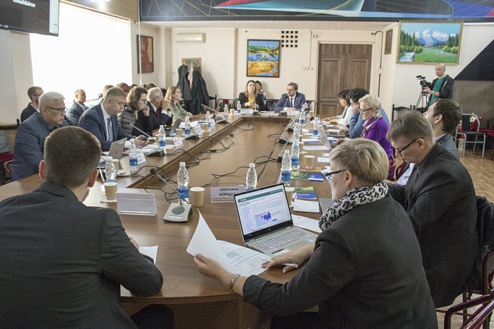 At KRSU, Russian and Kyrgyz experts discussed the problems of the green economy