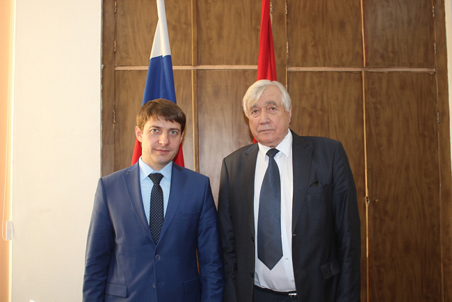 КРСУ и СКФУ подписали Меморандум о взаимопонимании в области образования