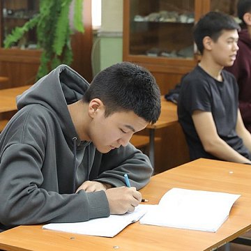Top 10 universities chosen by applicants with the best ORT results