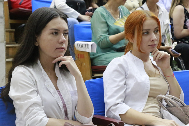 Виват, врачи!