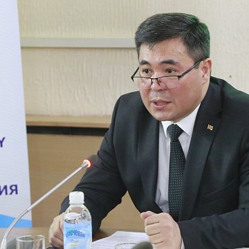 Lecture by the Ambassador of Turkmenistan to the Kyrgyz Republic Sh. Meredov