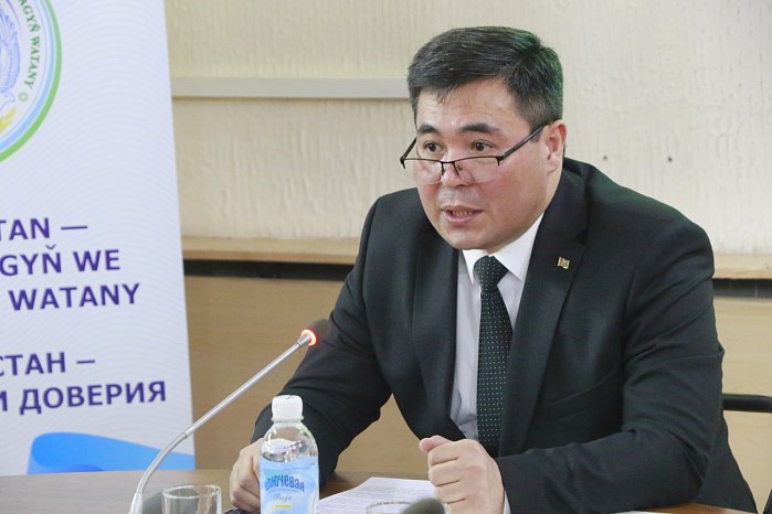 Lecture by the Ambassador of Turkmenistan to the Kyrgyz Republic Sh. Meredov
