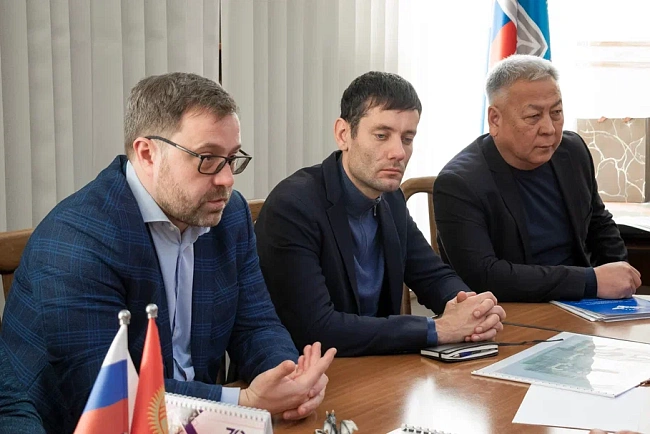 КРСУ принял полномочного представителя Президента КР в Чуйской области