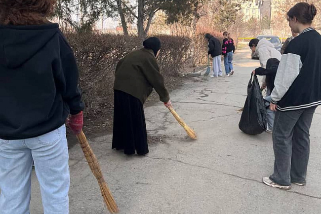 Традиционные весенние субботники