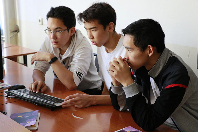 В КРСУ прошел финал известного фестиваля RuCode