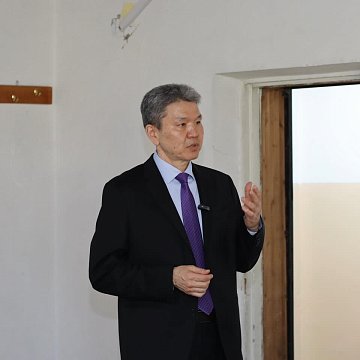 КРСУнун юридикалык факультетинде Россиянын алдыңкы криминалистинин конок лекциялары өтүүдө
