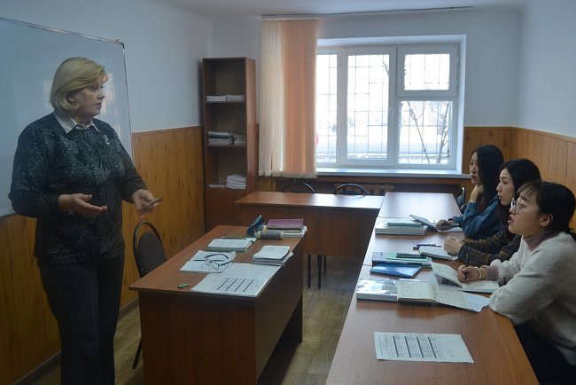 Орус тилин енуктуруу. Ретроспективалык