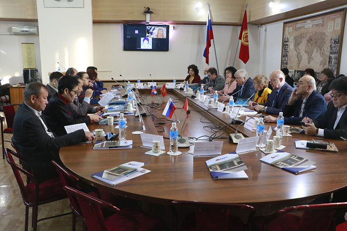 Russia will help Kyrgyzstan in teaching Russian at school