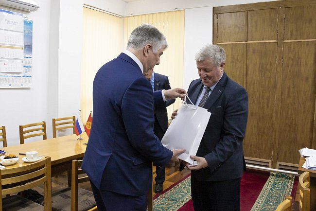 TsNIIChermet and KRSU signed a Cooperation Agreement