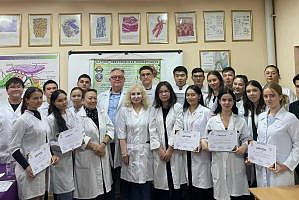 Межкафедральный круглый стол с тематикой "День учителя", посвященный 30- летию медицинского факультета КРСУ