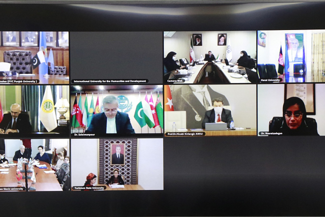 Крепкий альянс