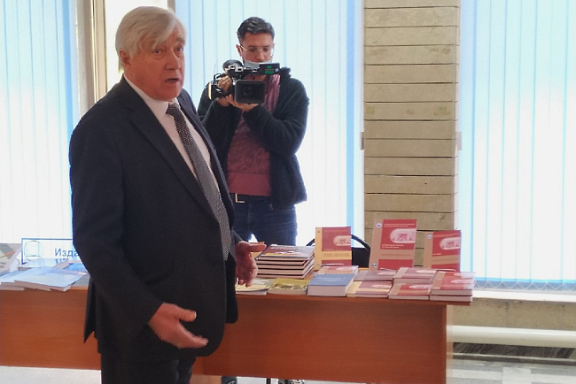 «Десант» российских журналистов в КРСУ