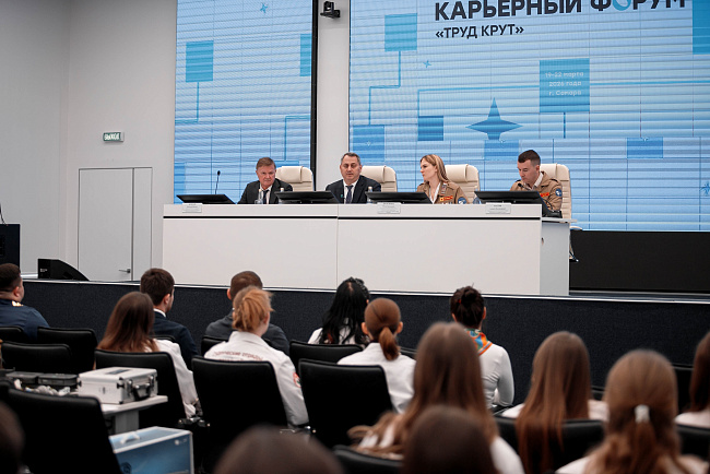 Студентка КРСУ приняла участие в международном медицинском форуме в Самаре