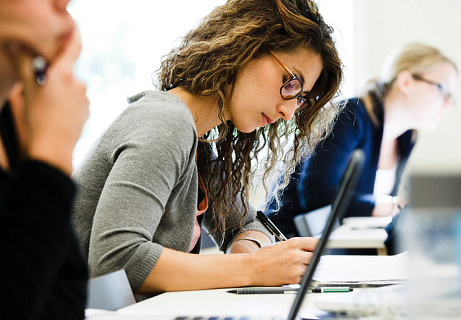 Recruitment for vocational retraining programmes