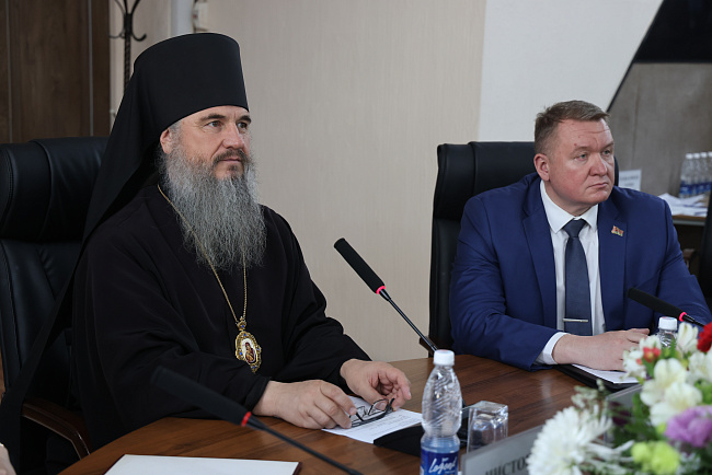 В КРСУ обсудили историческое наследие Туркестанской епархии