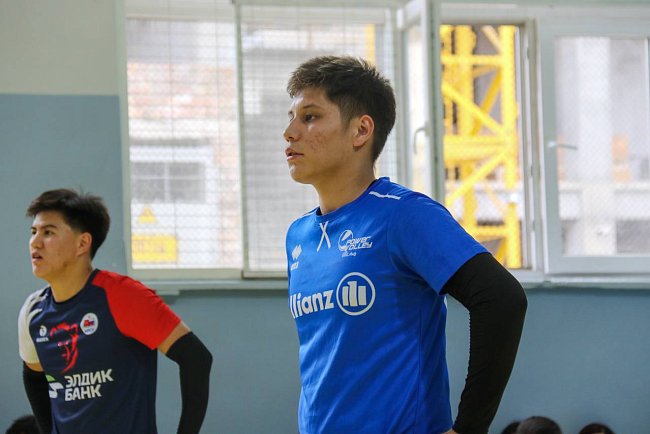The KRSU men's volleyball team reached the Universiade finals!