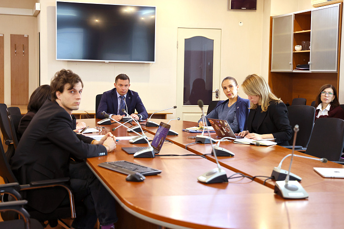 Рабочее совещание ректора Сергея Волкова с командой ТюмГУ