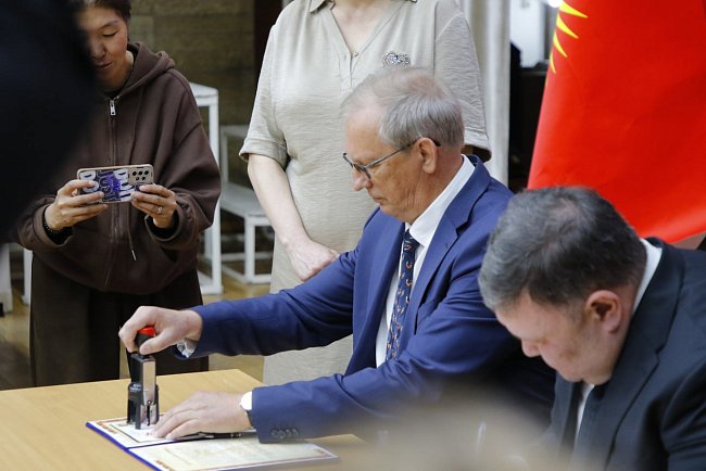 A solemn ceremony of canceling postage stamps dedicated to Kyrgyzstani Heroes of the Soviet Union took place at KRSU