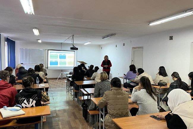 The Faculty of Humanities hosted a lecture on understanding information and critical thinking