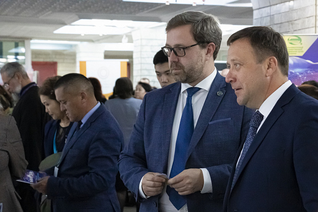 В КРСУ открылась выставка «Образование в России – 2024-2025»