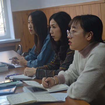 Орус тили менен сиз дүйнөнү багындырасыз!