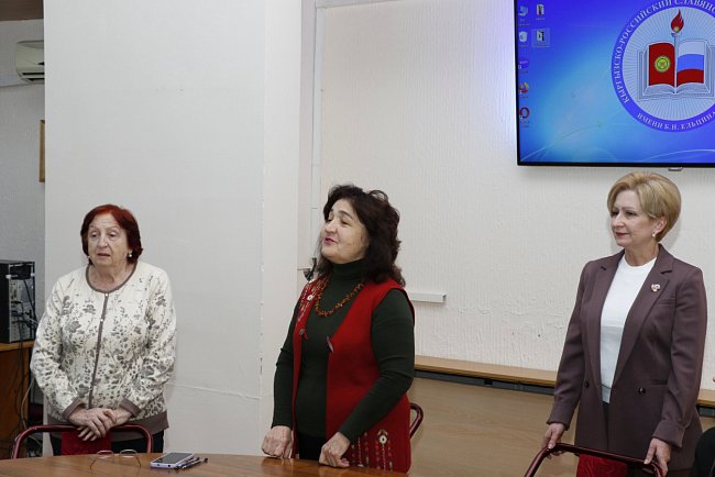 Students from universities in the Kyrgyz Republic and the Russian Federation discussed issues of the functioning of the Russian language in Kyrgyzstan