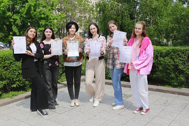 KRSU psychology students were awarded letters of gratitude for their successful studies
