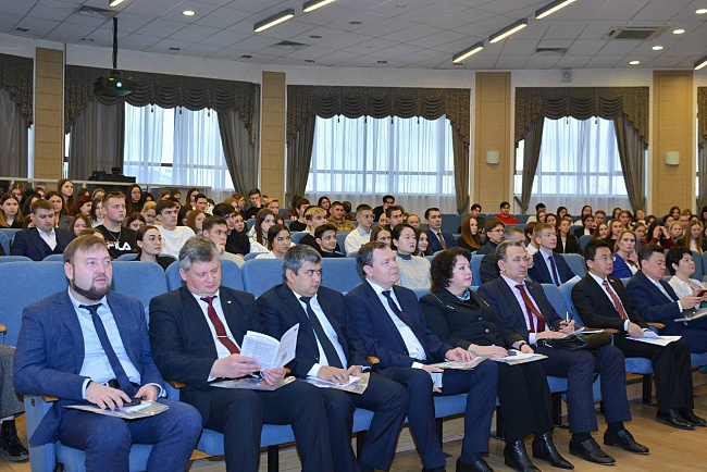 На Всероссийской конференции «Диалектика противодействия коррупции»