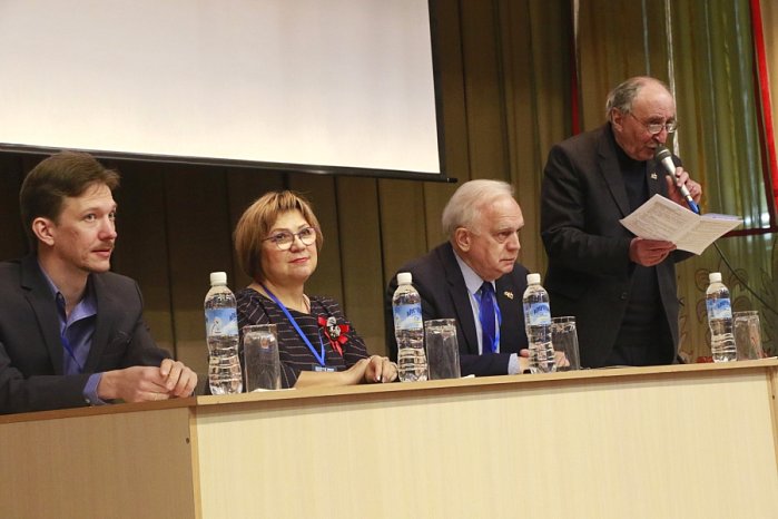 At the round table – immunologists