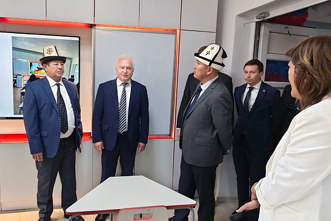 A delegation from Russia visited the Naryn region: KRSU and Naryn State University signed a cooperation agreement