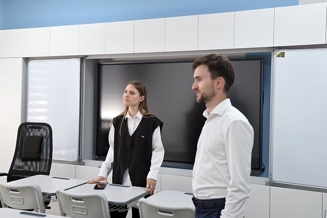 Representatives of the program «Studentourism» of the Russian Ministry of Education and Science visited KRSU
