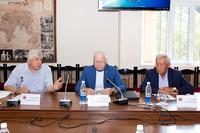 A deputy of the State Duma of Russia visited KRSU and spoke in favor of its development