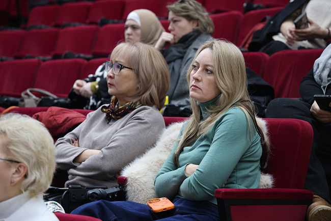 Диалог о развитии: в КРСУ прошла встреча ректора с профессорско-преподавательским составом