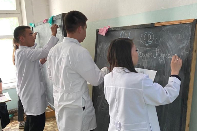 Жизнь коротка, а латинский язык – вечен!