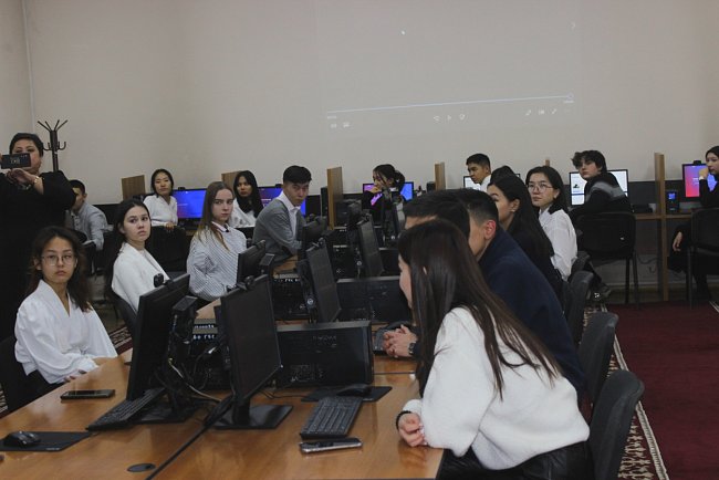 KRSU students were told about public service in Kyrgyzstan