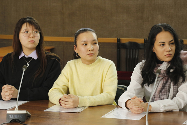 В КРСУ подвели итоги конкурса рефератов об Иране