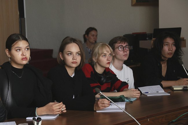 KRSU students and teachers deepened their knowledge of semiotics