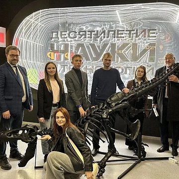 Тажрыйба алмаштык. Кыргыз-Орус Славян университетинин делегациясы Россиянын ЖОЖдорунун жаштар саясатынын алдыңкы тажрыйбалары менен таанышты