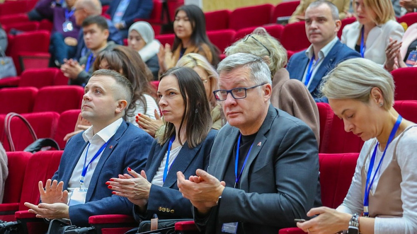 Strategic session of KRSU: Start of developing a model of the future university by 2030