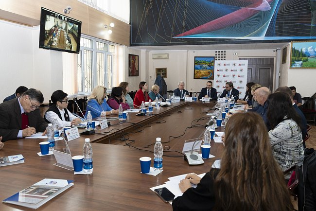 We are strengthening cooperation: KRSU and the Russian State University for the Humanities organized an expert and analytical round table in Bishkek