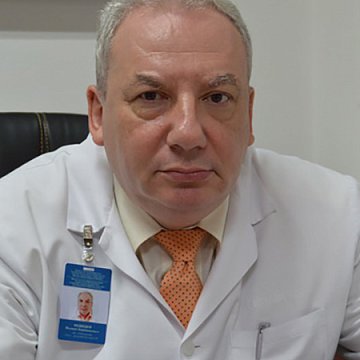 Mikhail Medvedev, head of the department of ophthalmology at KRSU, has passed away