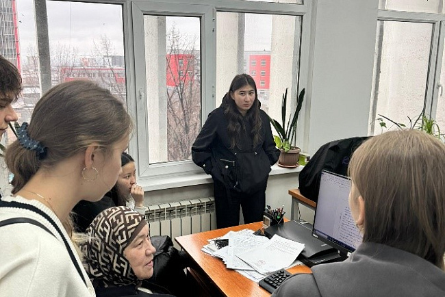 Экскурсия в СЭС при МЮ КР (управление почерковедческой экспертизы) СЭ-1-23