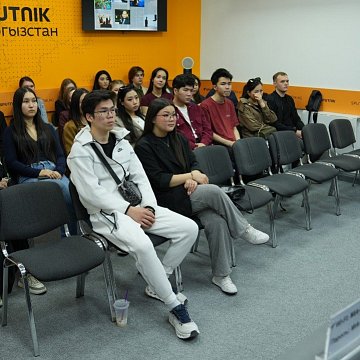 KRSU students took part in the SputnikPro master class on photojournalism
