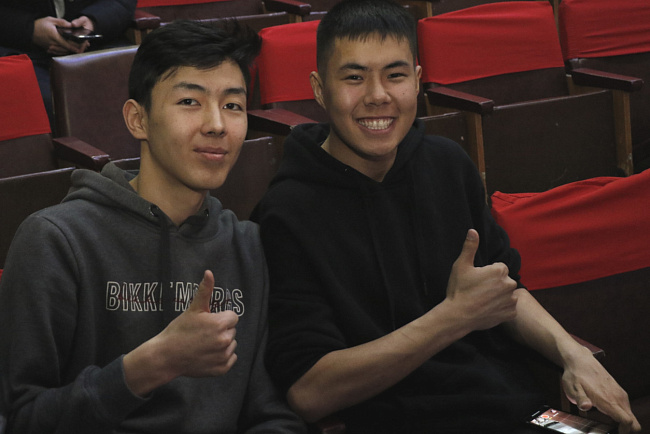 В КРСУ «отгремел» большой предновогодний концерт (фотогалерея)