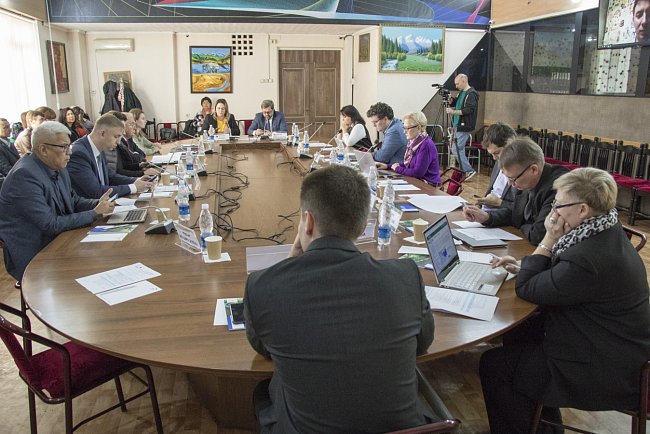 At KRSU, Russian and Kyrgyz experts discussed the problems of the green economy