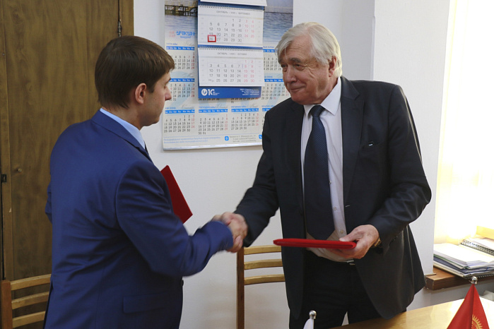 КРСУ и СКФУ подписали Меморандум о взаимопонимании в области образования