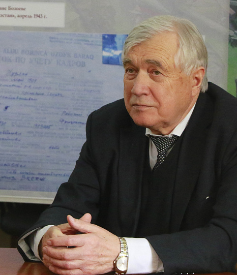 Поздравление ректора КРСУ Владимира Нифадьева с Новым 2021-м годом