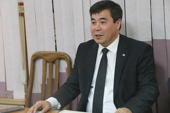 Университет посетил Посол Туркменистана в КР